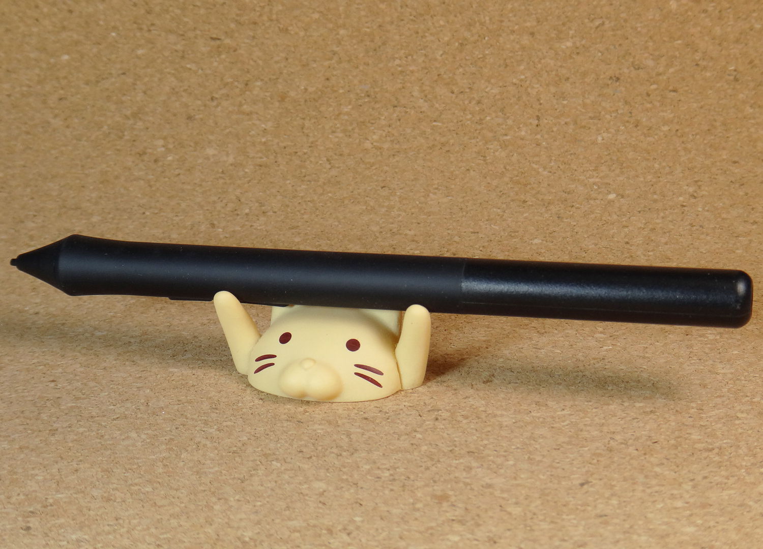 猫顔ペンホルダー