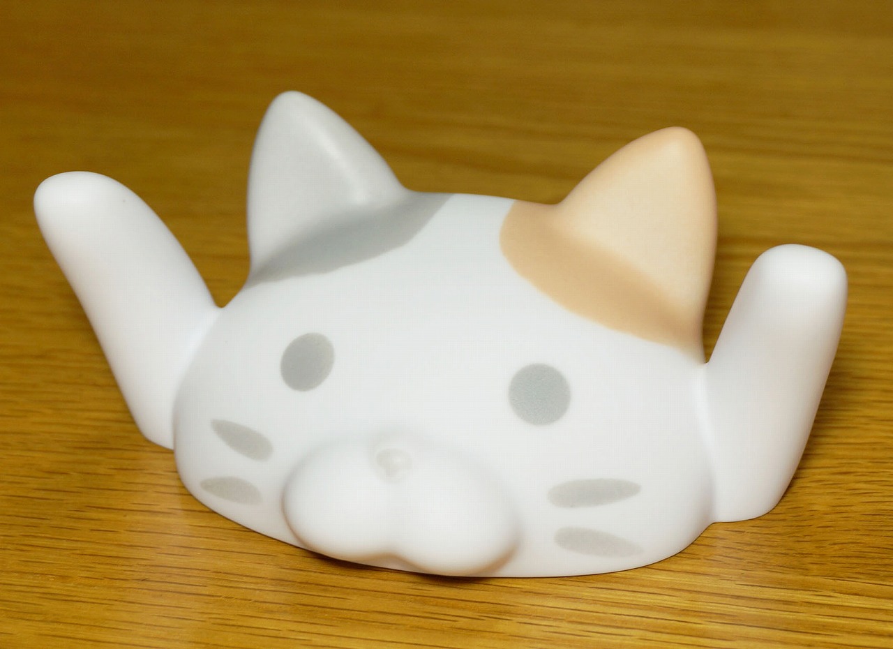 ソフビ猫　ワインボトルホルダー